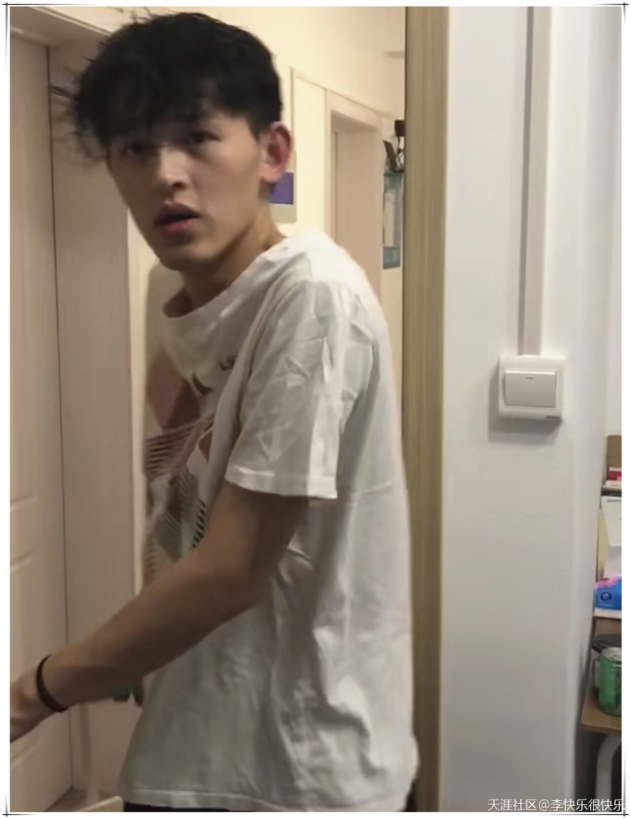 胡歌的“弟弟”？如同復制粘貼，收拾下趕緊出道吧