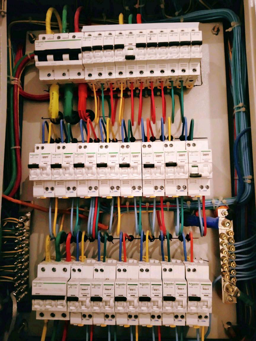 專業(yè)電路跳閘維修 線路改造 故障排查
